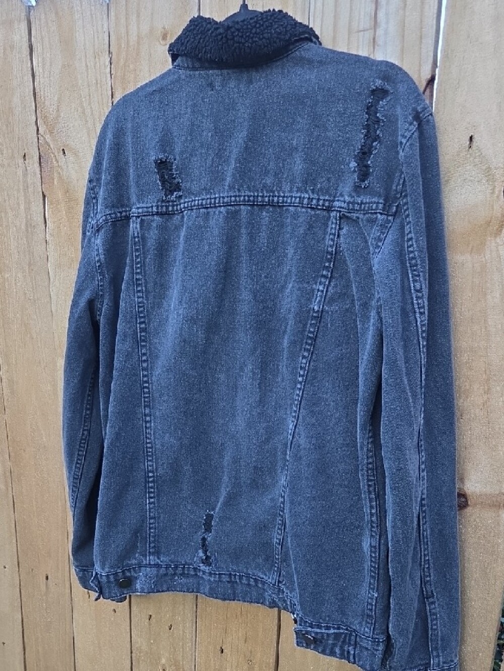JACKSON Washed Denim Sherpa Collar Jacket - Picture 4 of 11